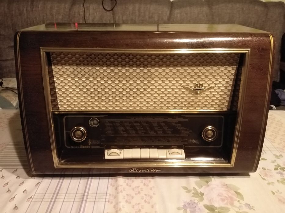 Stare radio lampowe Nordmende Rigoletto 56 3D - sprawne -
