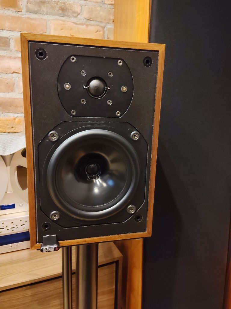 Monitory podstawkowe Bowers & Wilkins DM12 wysoki model high-end