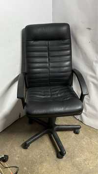 Офісне крісло, директорське крісло, кресло натуральна шкіра, 5 штук