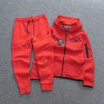 Dres nike tech fleece rozmiar M komplet bluza i spodnie kolor czerwony