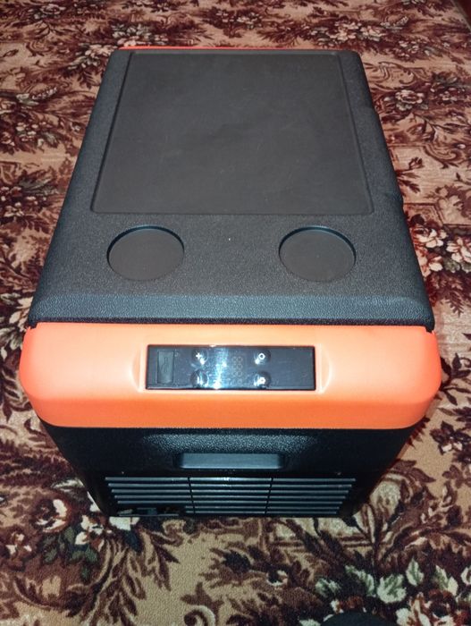 Продам холодильник BREVIA 24/12/220 в робочому стані, ще на гарантії