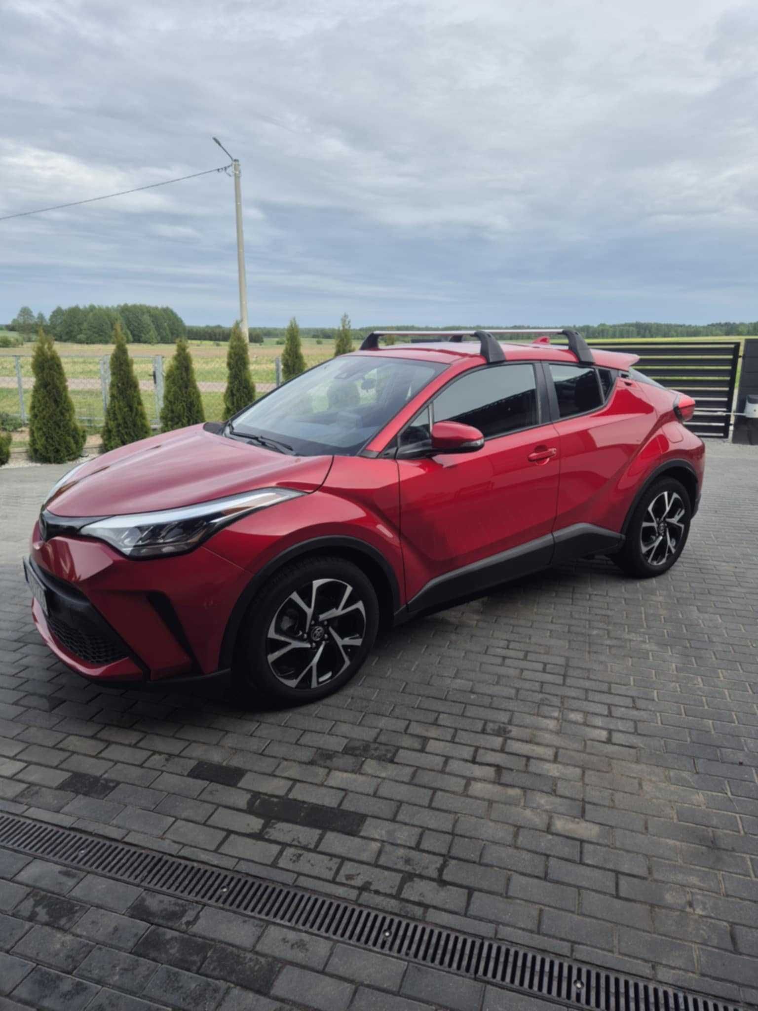 Toyota CH-R 2.0 jak nowa