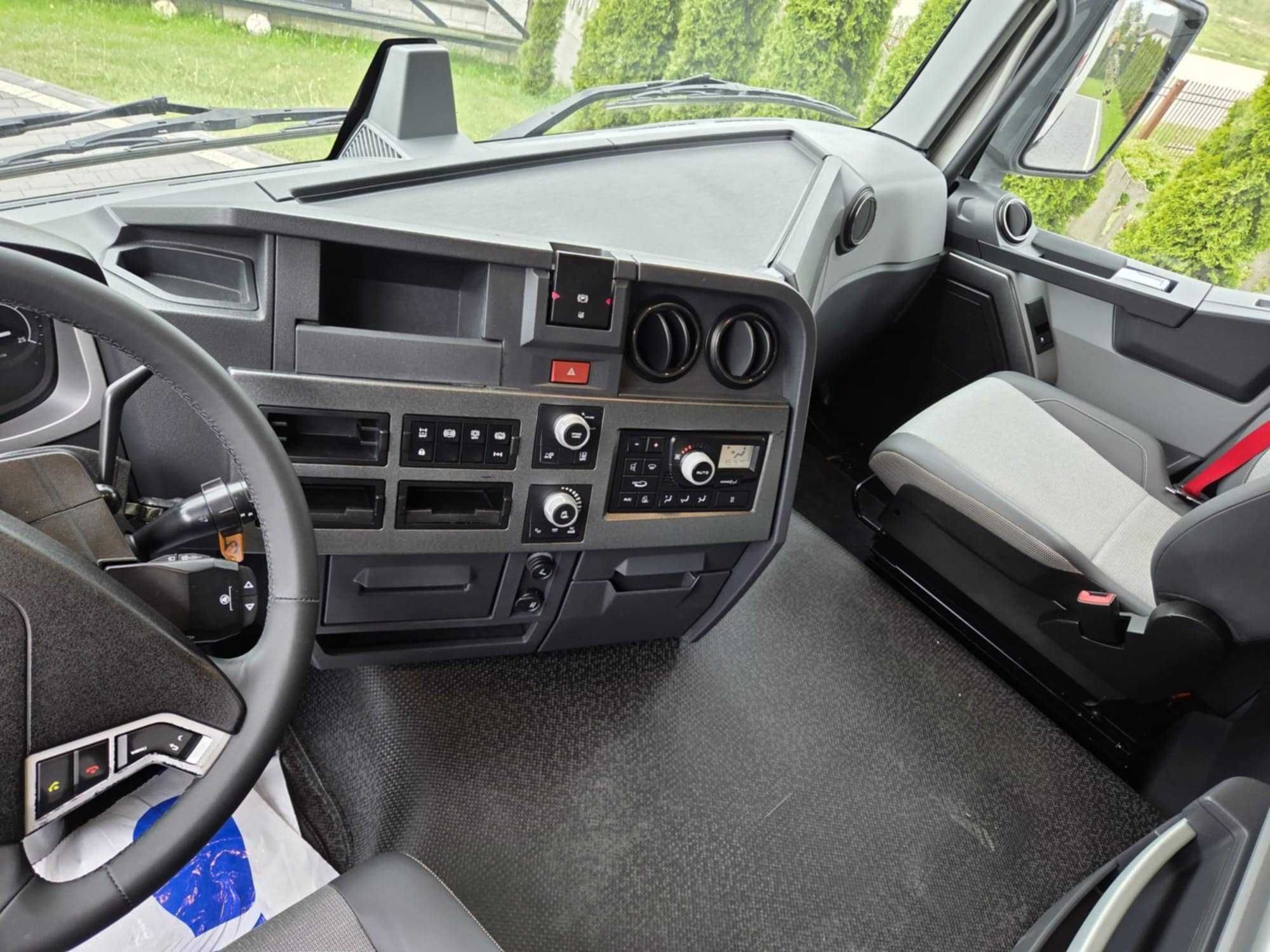 Ciągnik Siodłowy Renault T 460
