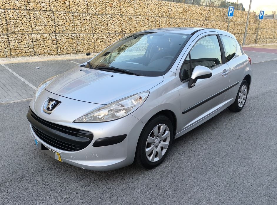 Peugeot 207 1.4 HDI Comercial
