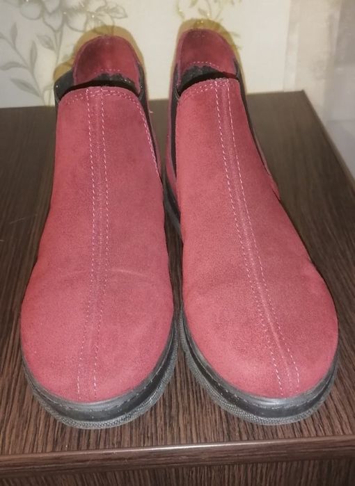 Ботинки замшевые