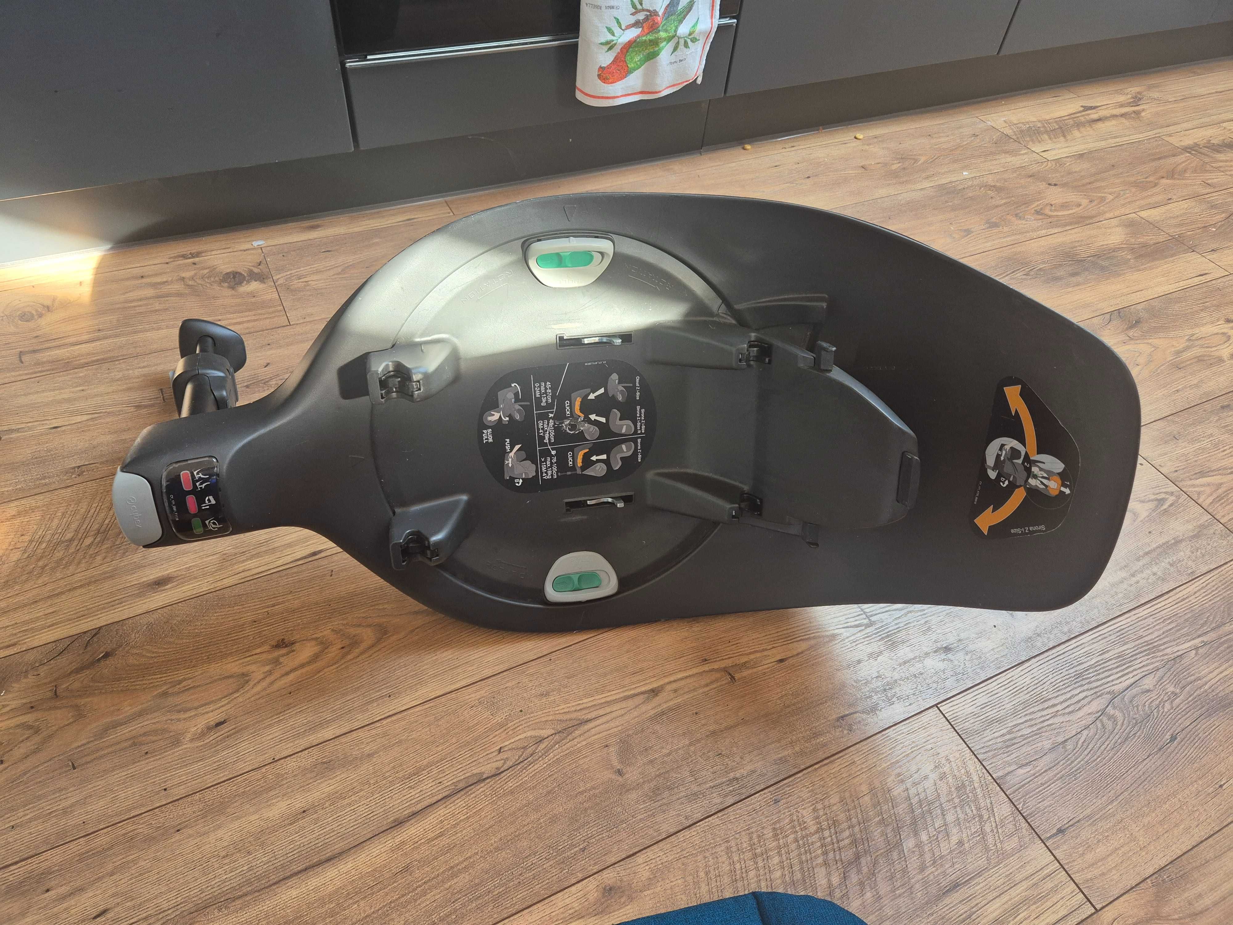 Cybex Sirona Zi i-Size Plus Mountain Blue Plus wraz z bazą