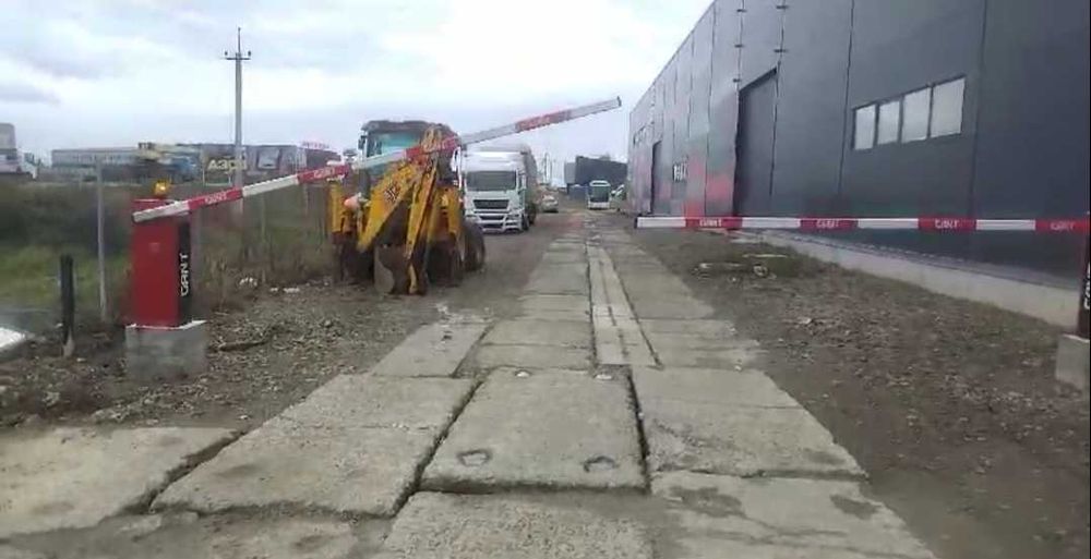 Шлагбаум . Акційна ціна. Кількість товару обмежено