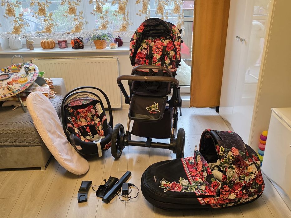 Cybex Priam(ePriam) Dark Blossom