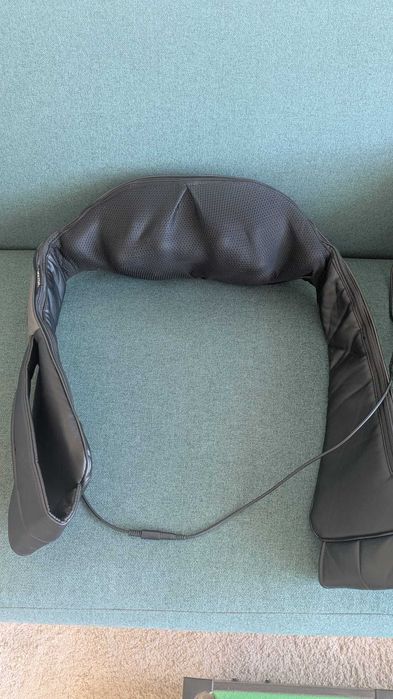 Shoulder massager