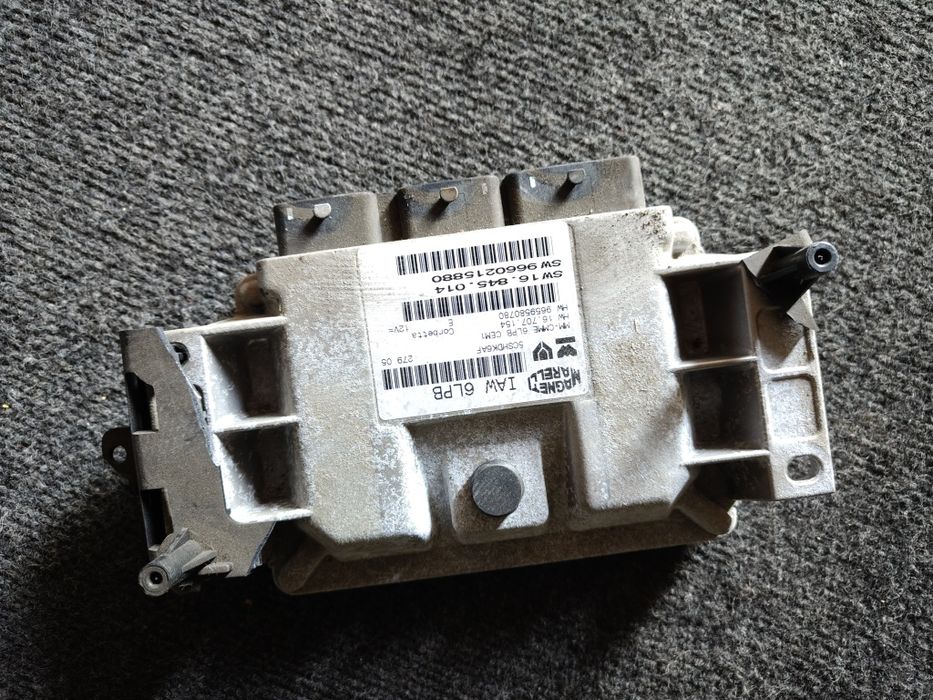 Sterownik silnika benzyna 1,8 peugeot citroen 407 magneterei