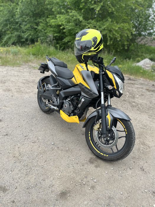 Продам Bajaj ns 200