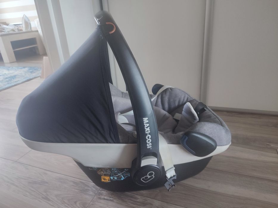 Fotelik nosidełko maxi Cosi  pebble plus