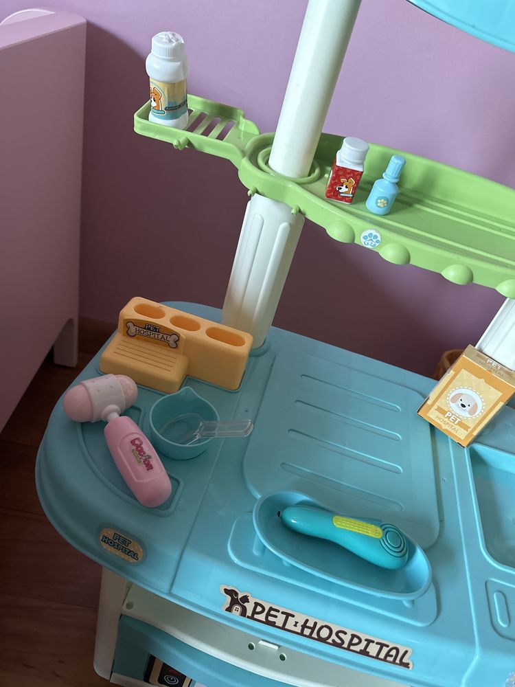 Szpital dla zwierzat pet hospital zabawka weterynarz