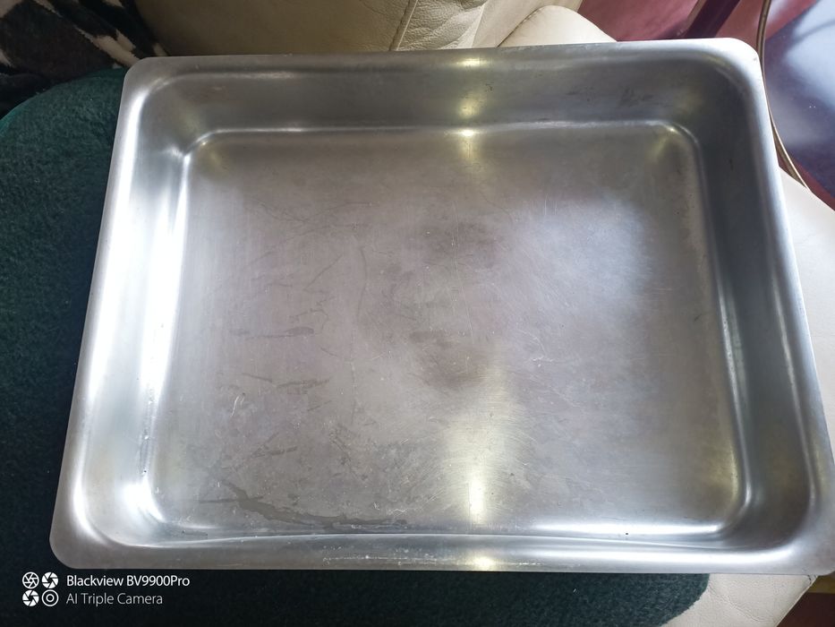 Tabuleiro inox bom estado