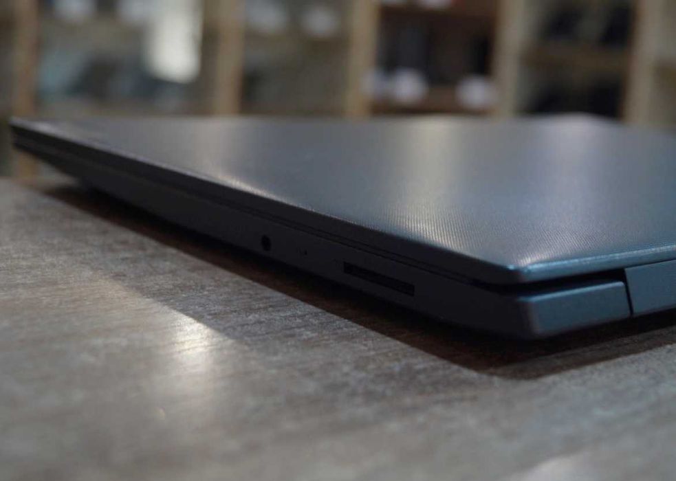 ГАРАНТІЯ Lenovo (FullHD/AMD Athlon Silver 3050U/RAM 8/SSD 128)TVOYO