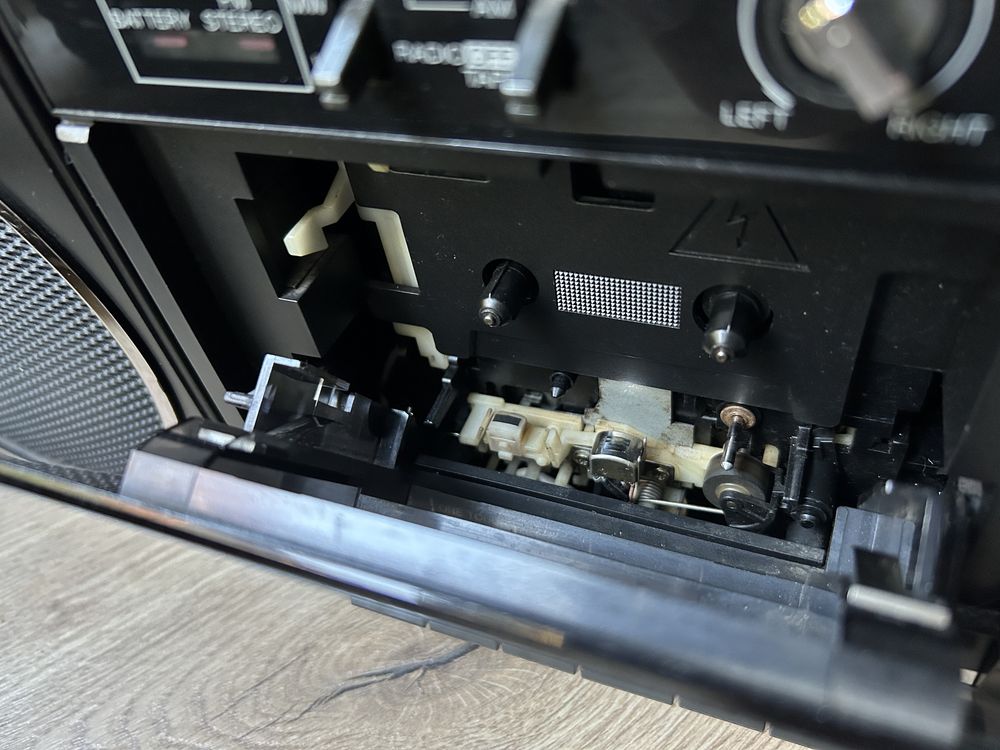 Radiomagnetofon Toshiba RT-7025 PRL boombox kaseciak PRL