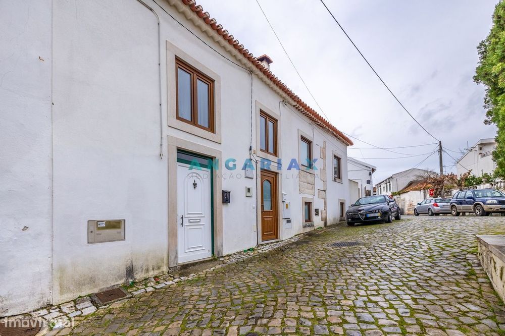 ANG1355 - Moradia T2 para Venda em Porto de Mós