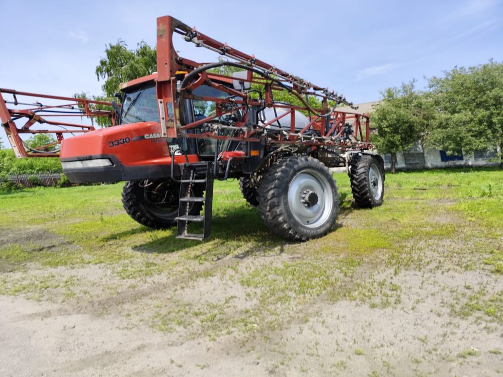 Самохідний оприскувач Case IH 3330 2010р