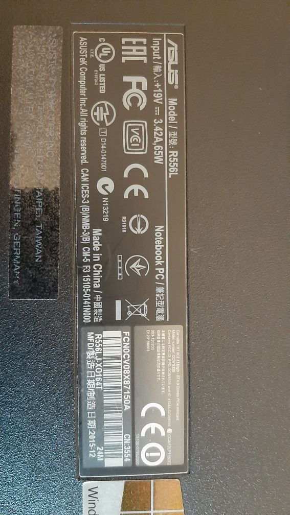 Laptop Asus R556L 15,6"  4 + 8 GB RAM dysk SSD SATA III S55 240 GB