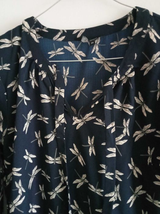 Bluzka wiązana przy szyi we wzór ważek rozmiar 38/ S