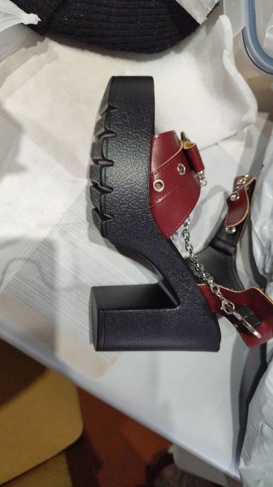 ROMWE Grunge Punk Sandálias femininas elegantes de salto alto gotic