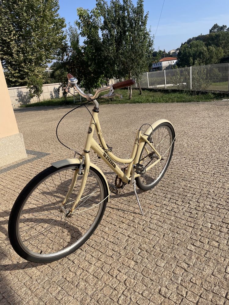 Bicicleta mobele vintage