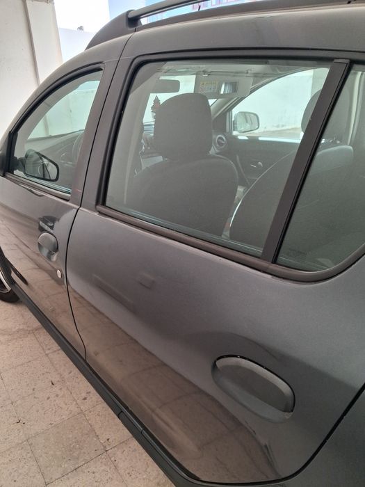 Dacia Sandero 0.9 TCe Stepway impecável