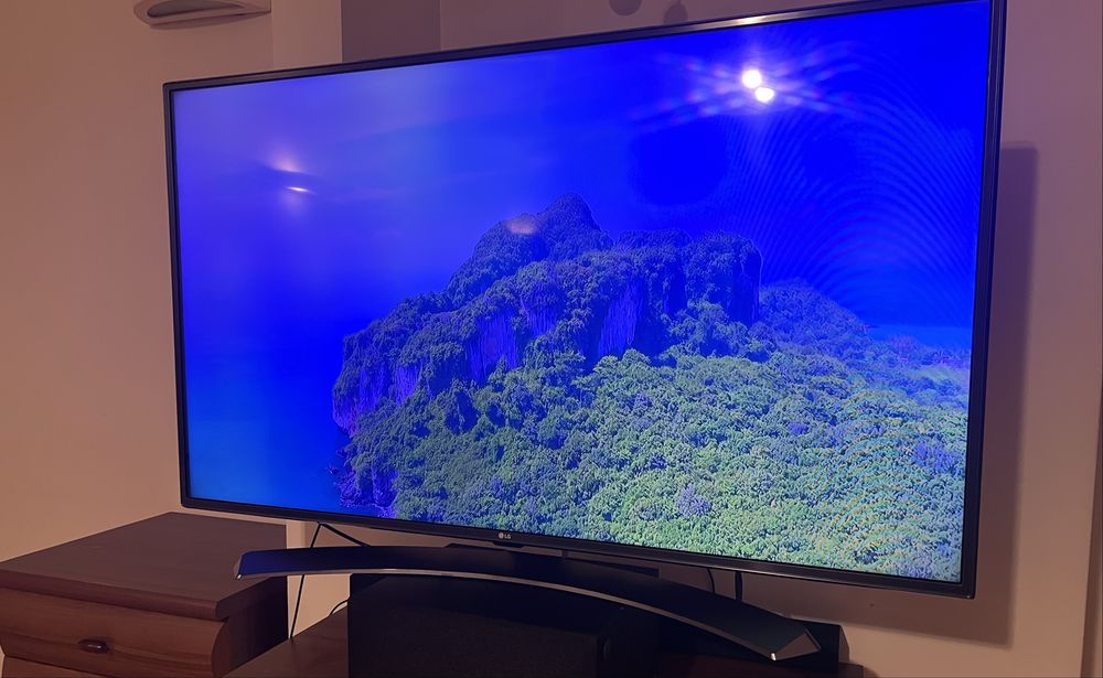 Телевізор LG 49LH630V