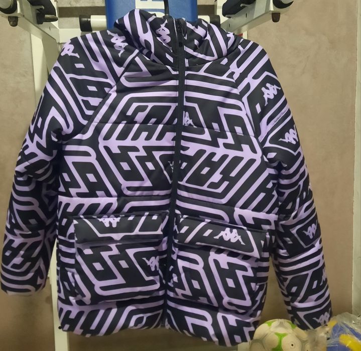 Зимова куртка для дівчинки