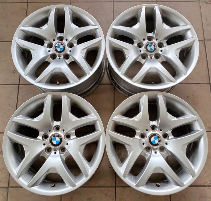Felgi aluminiowe BMW M-Pakiet X1 E84 F48 X3 E83 F25 X4 F2618 cali 5x12