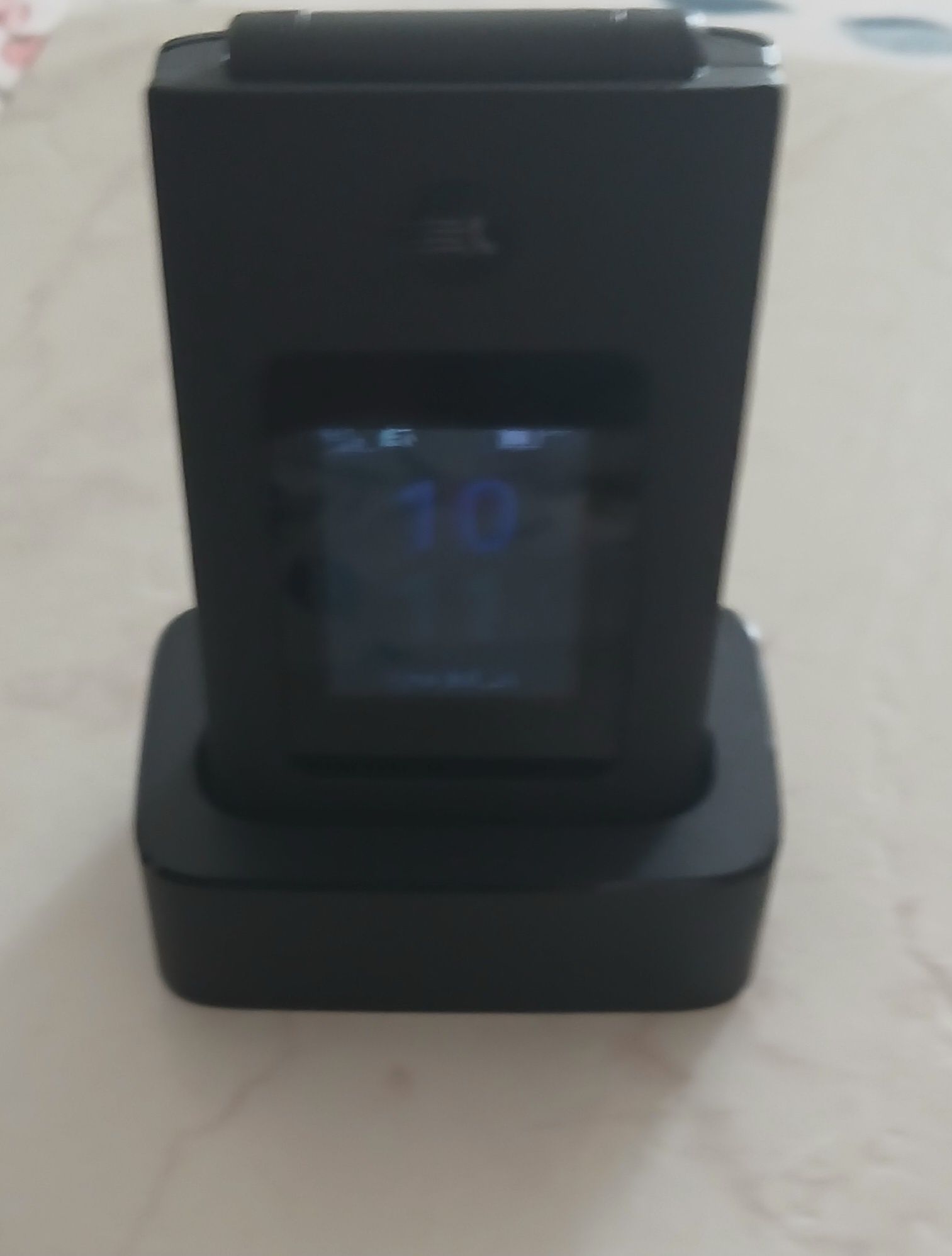 Telemóvel TCl  preto