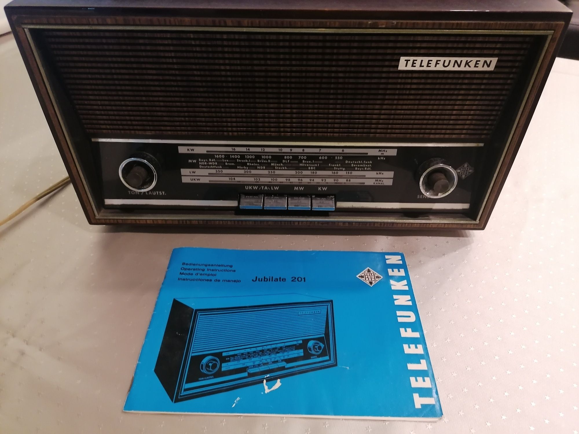 Rádio Telefunken Jubilate 201 - vintage - 1967