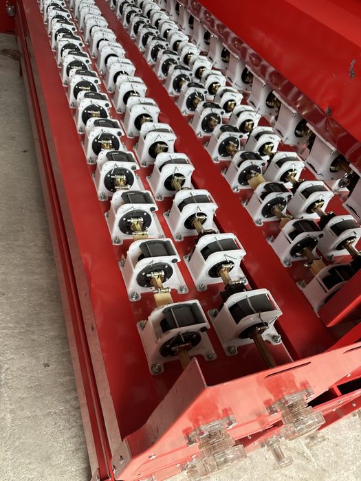 Сівалка зернова Заря ДТЗ (з бункером з нержавійки)