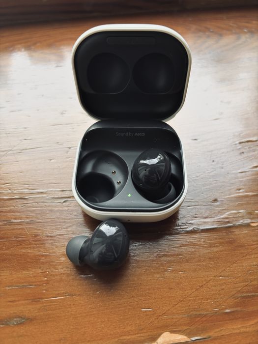 Samsung Galaxy Buds 2 бездротові навушники