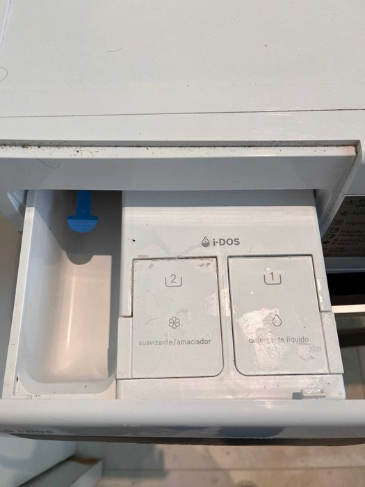 Serie 6 Máquina de Lavar Roupa, Carga Frontal 10 kg 1400 rpm