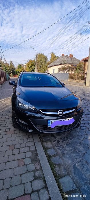 Опель Астра j Sport 2013