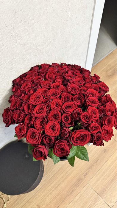 Букет свежий 101 роза 70 см цена низкая