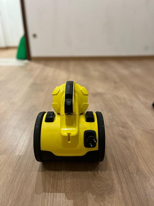 Vendo Aspirador a Seco Karcher VC3