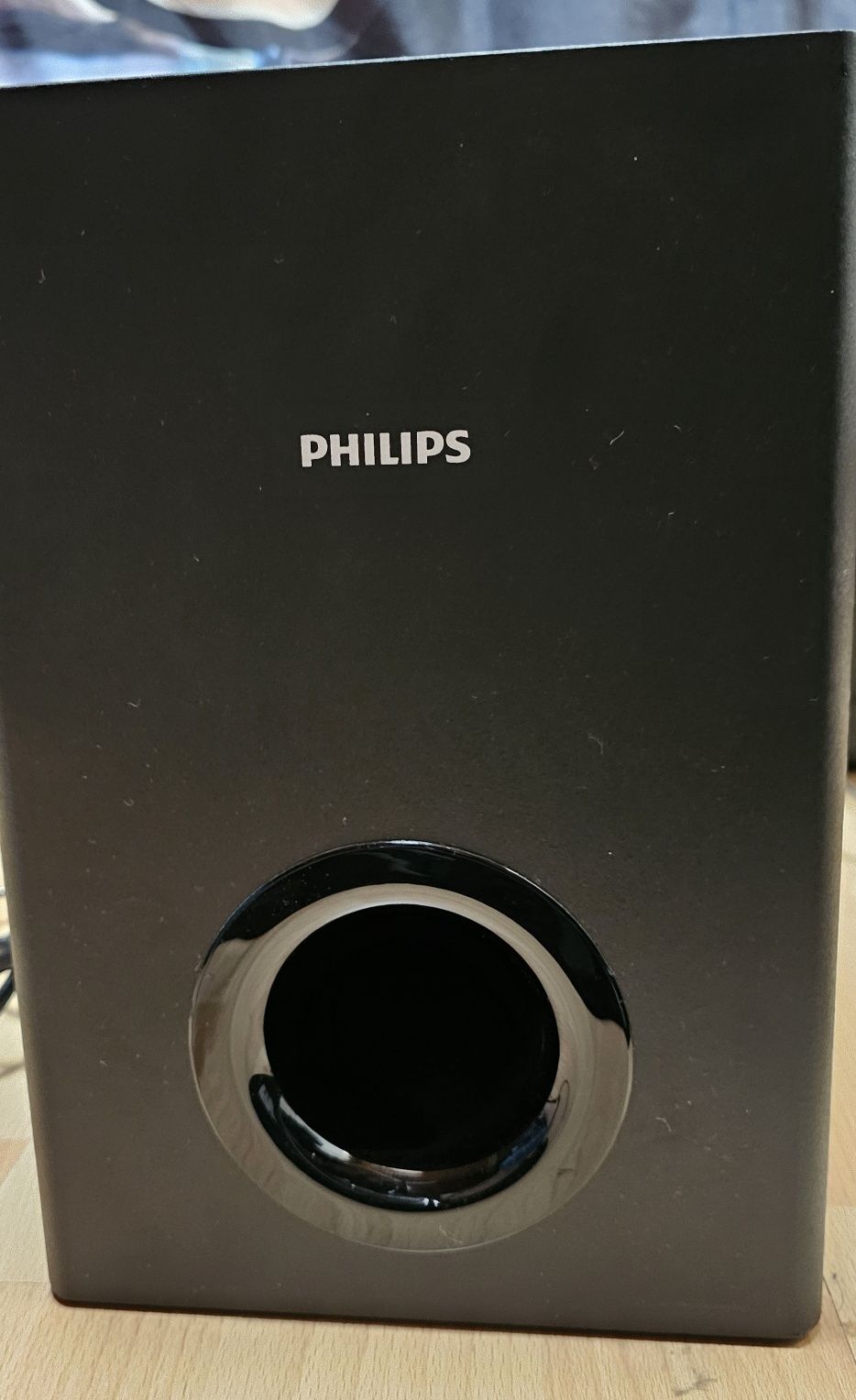 Philips soundbar com subwoofer HTL2160