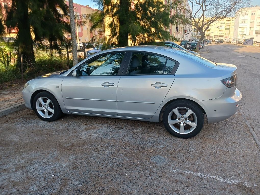 Mazda 3 Exclusive - 1 único proprietário