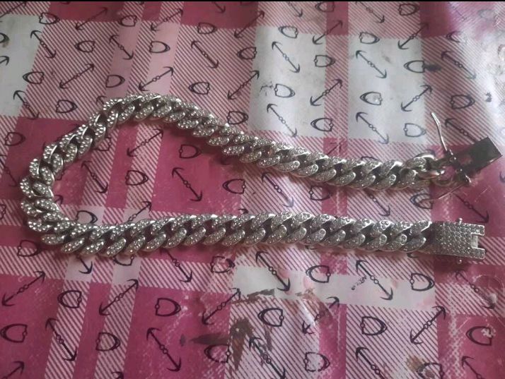 Acessórios cravejados