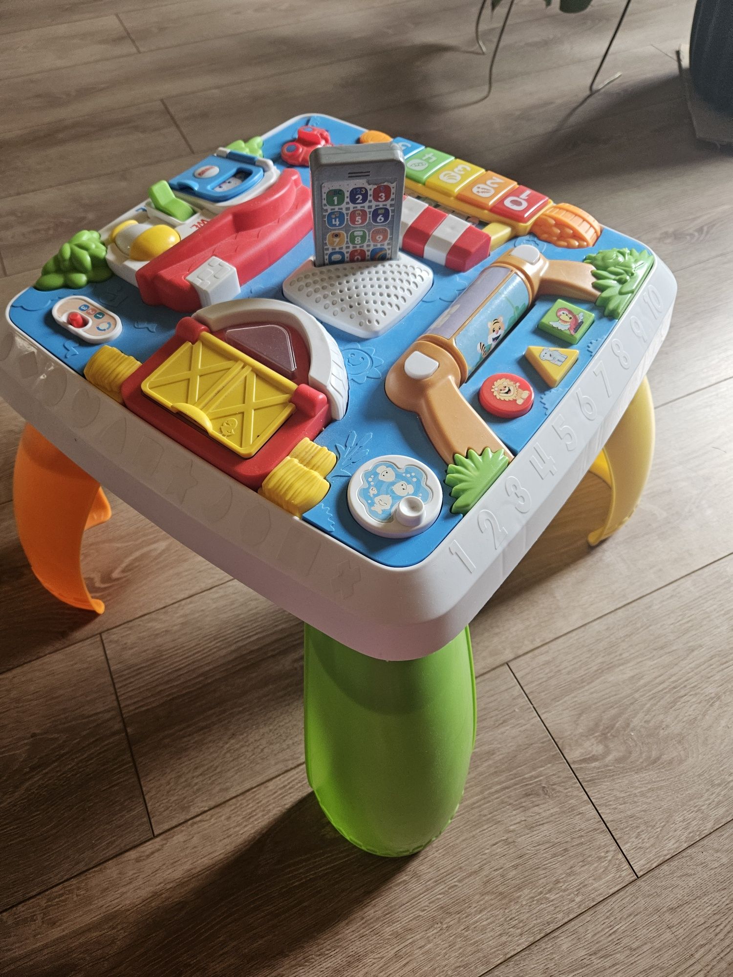 Stolik interaktywny fisher price