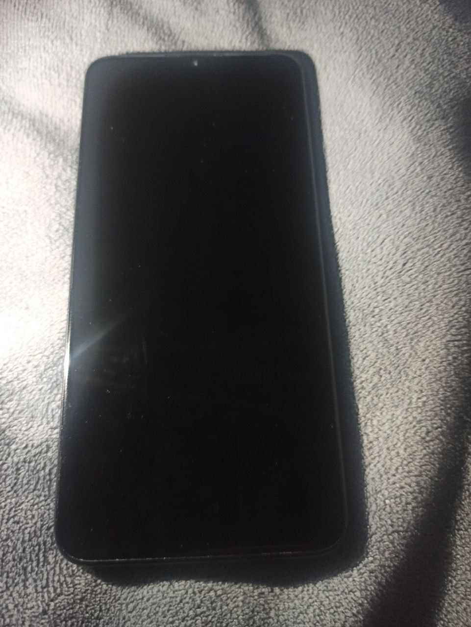 Smartphone 3 RAM / 32 GB, granatowy, Android 10 – tanio