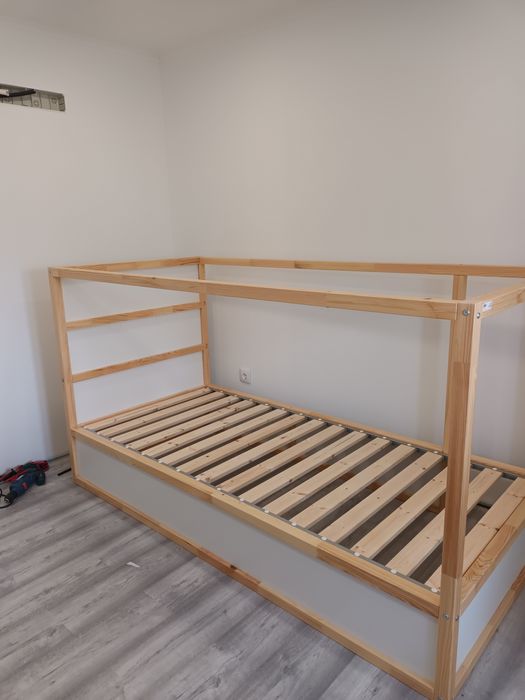 Cama de criança KURA IKEA
