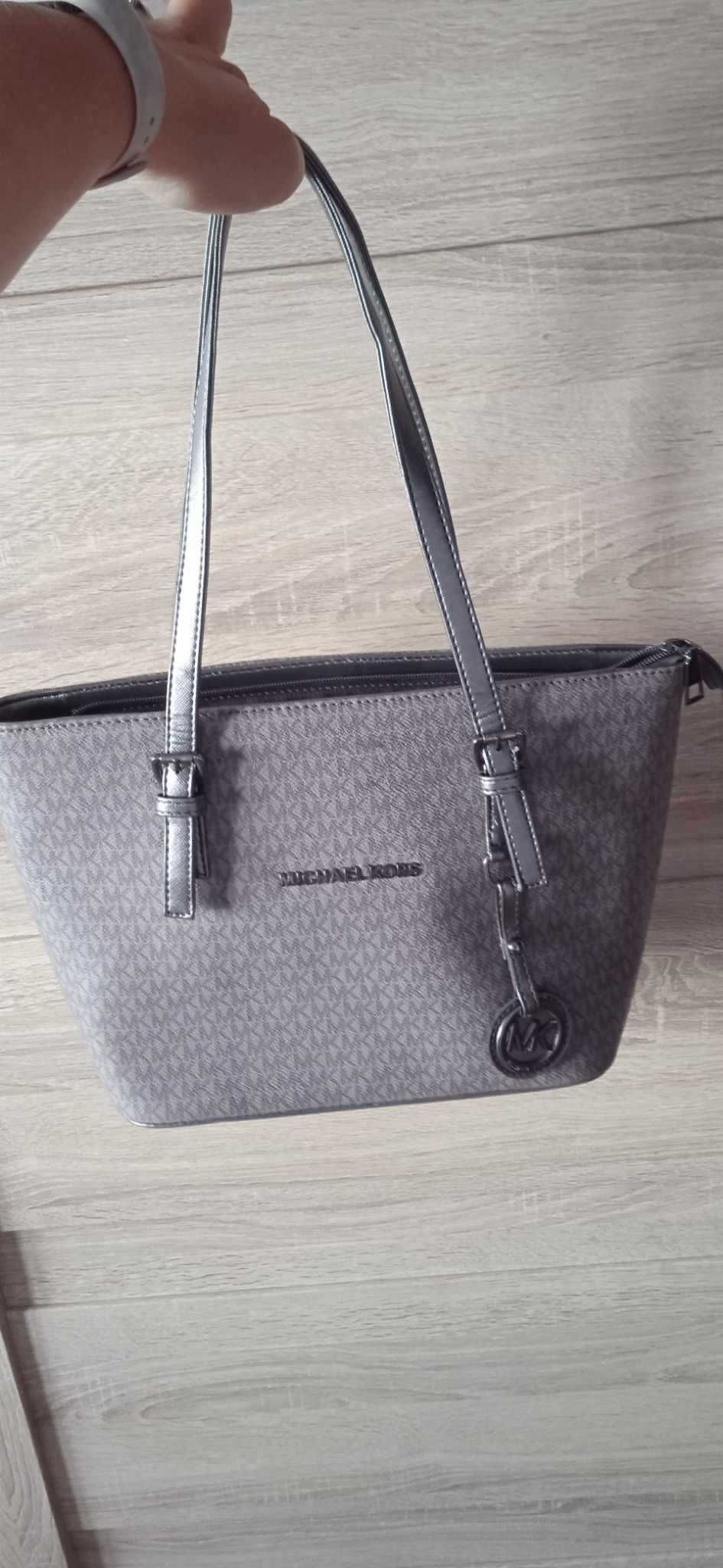 cudowna torebka Michael Kors