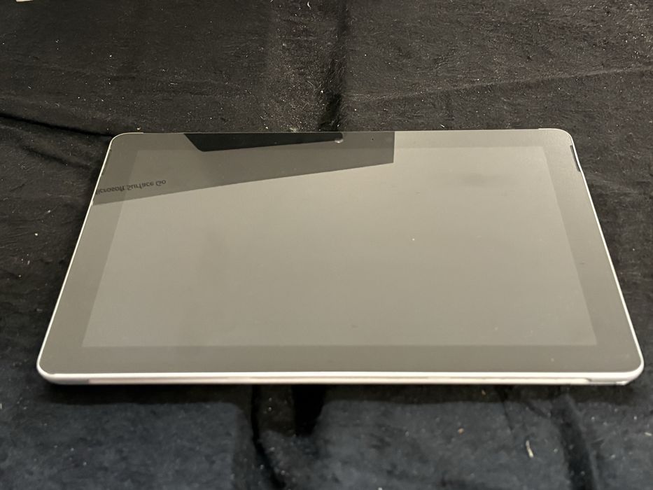 Microsoft Surface Go