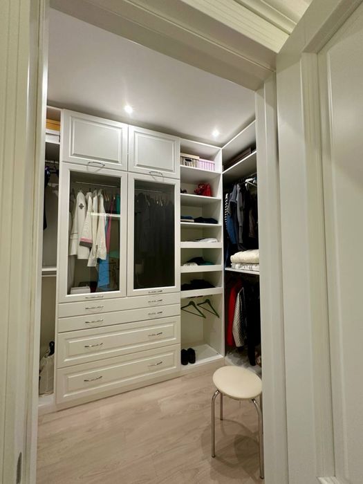 Продам 3к квартиру ЖК Акварель