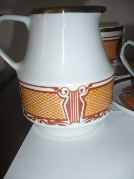 Serwis kawowy dla 6 osób z Chodzieży z okresu PRL