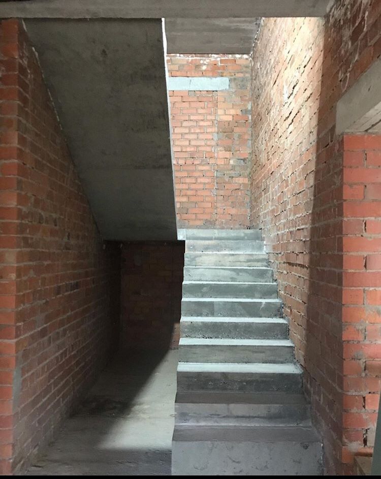 Сходи бетонні монолітні лестница бетон ступеньки бетонные монолітні