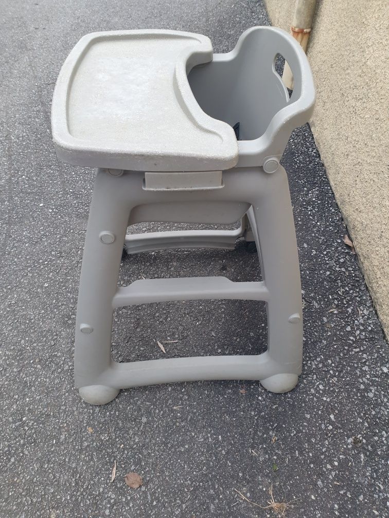 Cadeira de bebé Rubbermaid